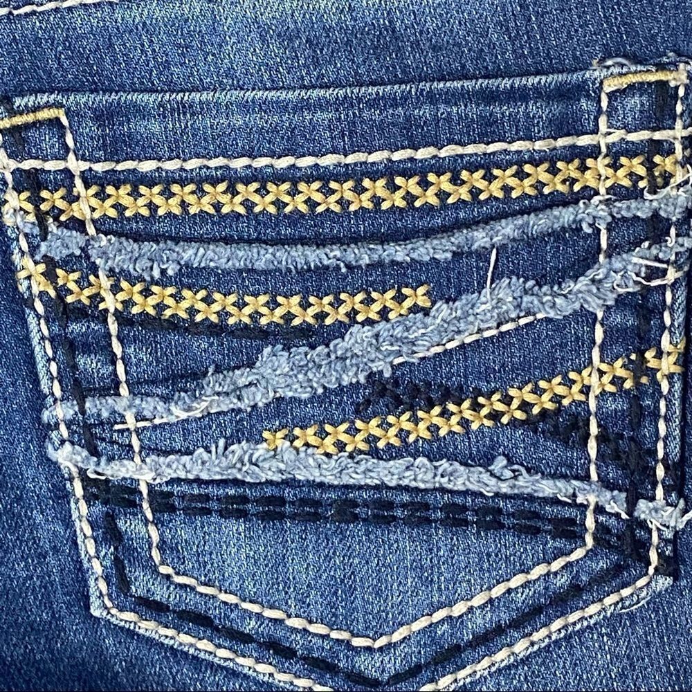 Maurice’s | Denim Capri’s  - Picture 5 of 6